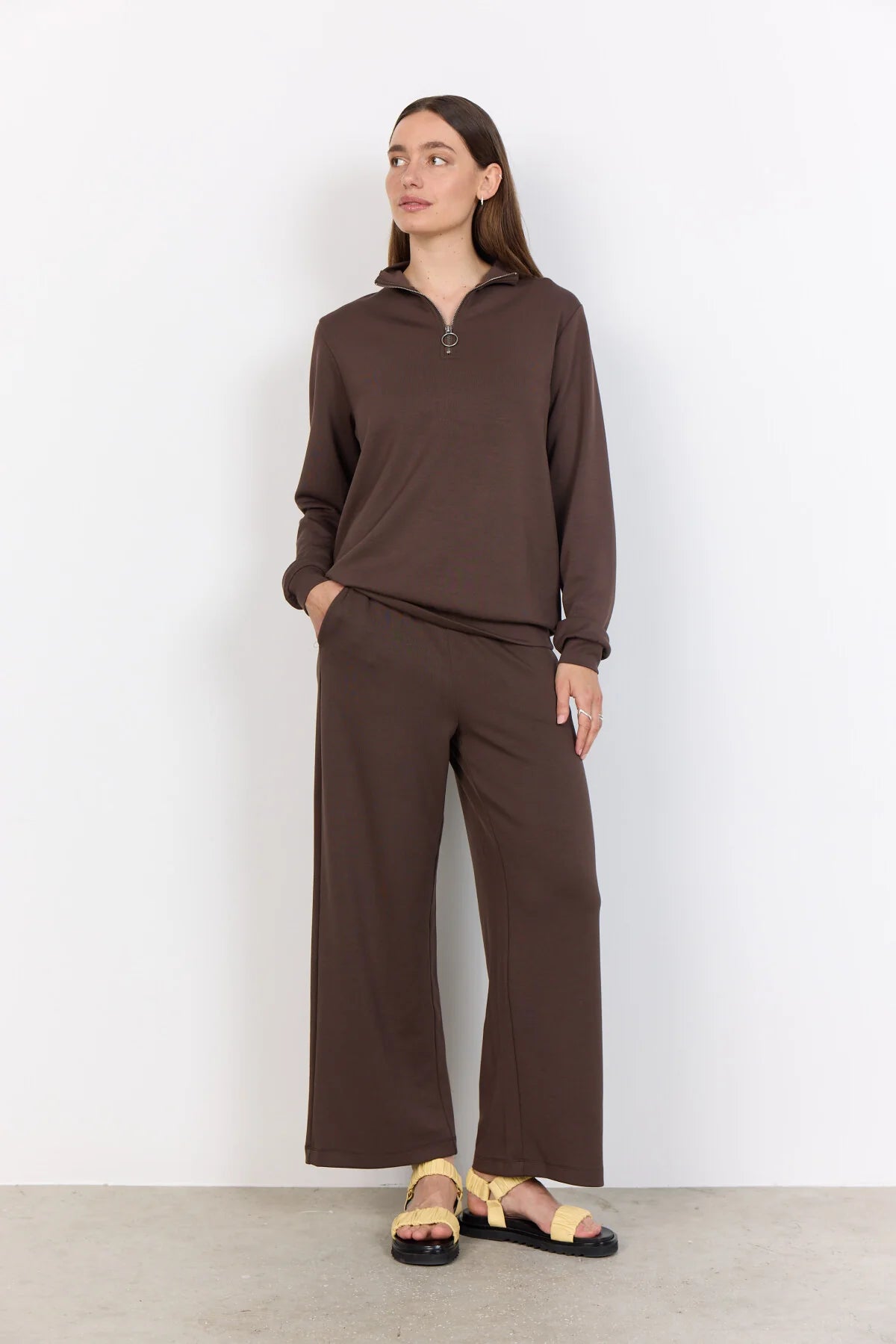 SOYA BANU 187 KNIT SWEATER