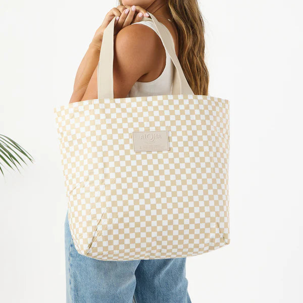 ALOHA PETITE CHECK DAY TRIPPER