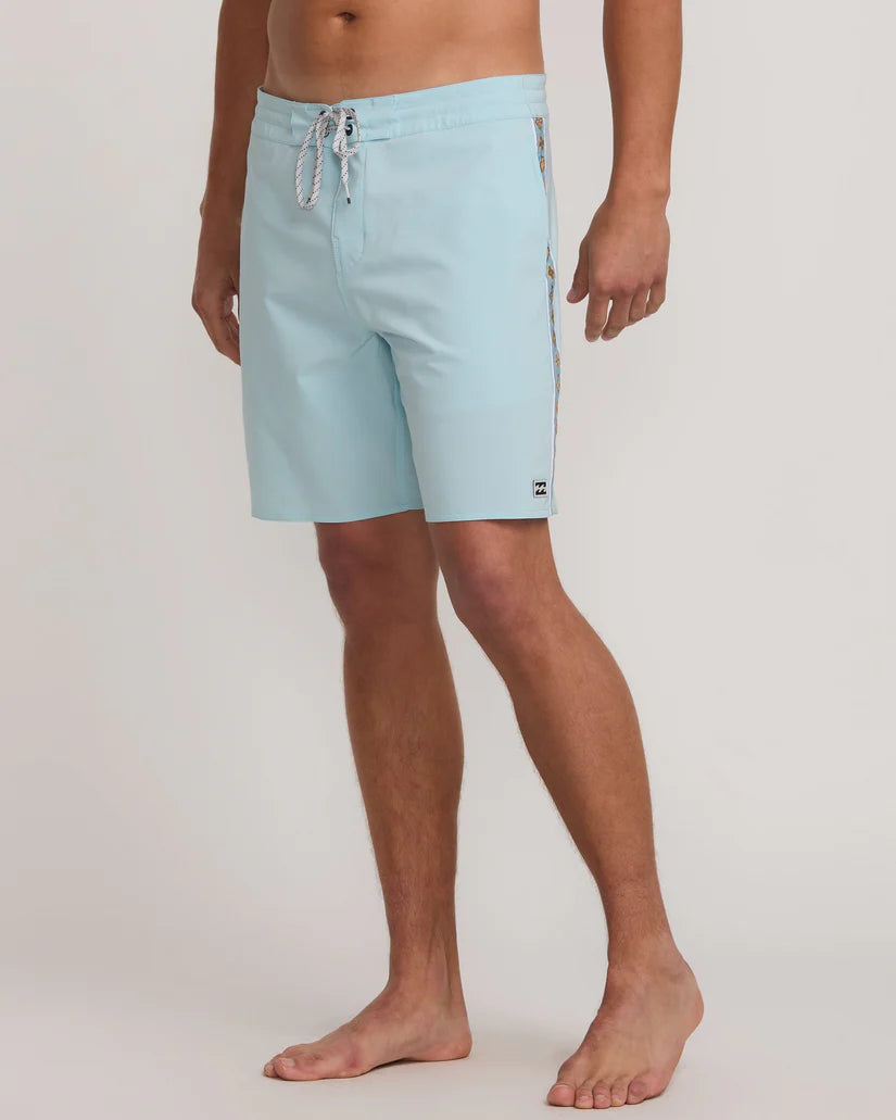 BILLABONG WATEGOS LT BOARDSHORT