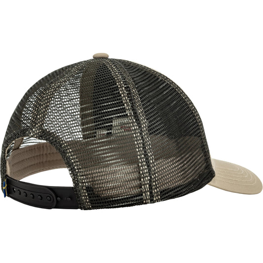 FJALLRAVEN BADGE LANGTRADARKEPS HAT