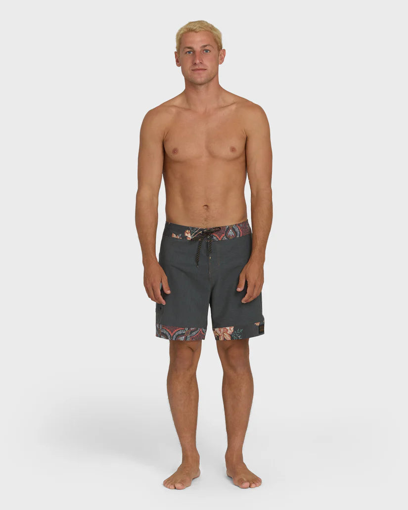 BILLABONG GLIDE GARAGE PRO BOARDSHORTS
