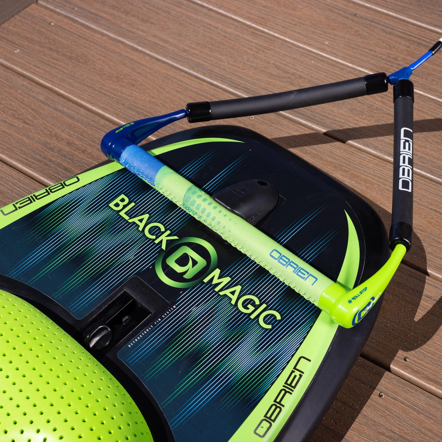 O'BRIEN BLACK MAGIC KNEEBOARD WITH FINS