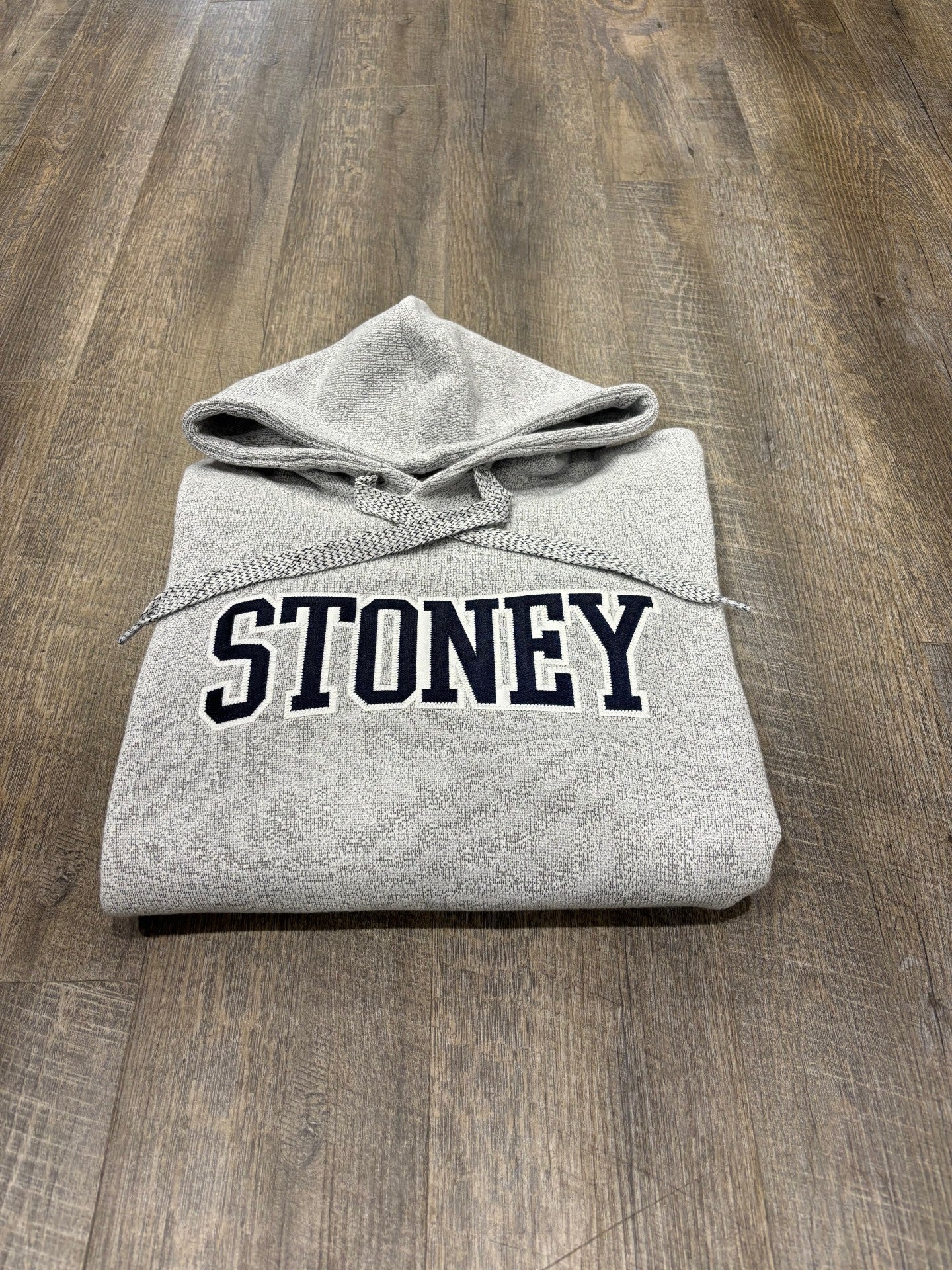 STONEY LAKE EMB TWILL HOODIE