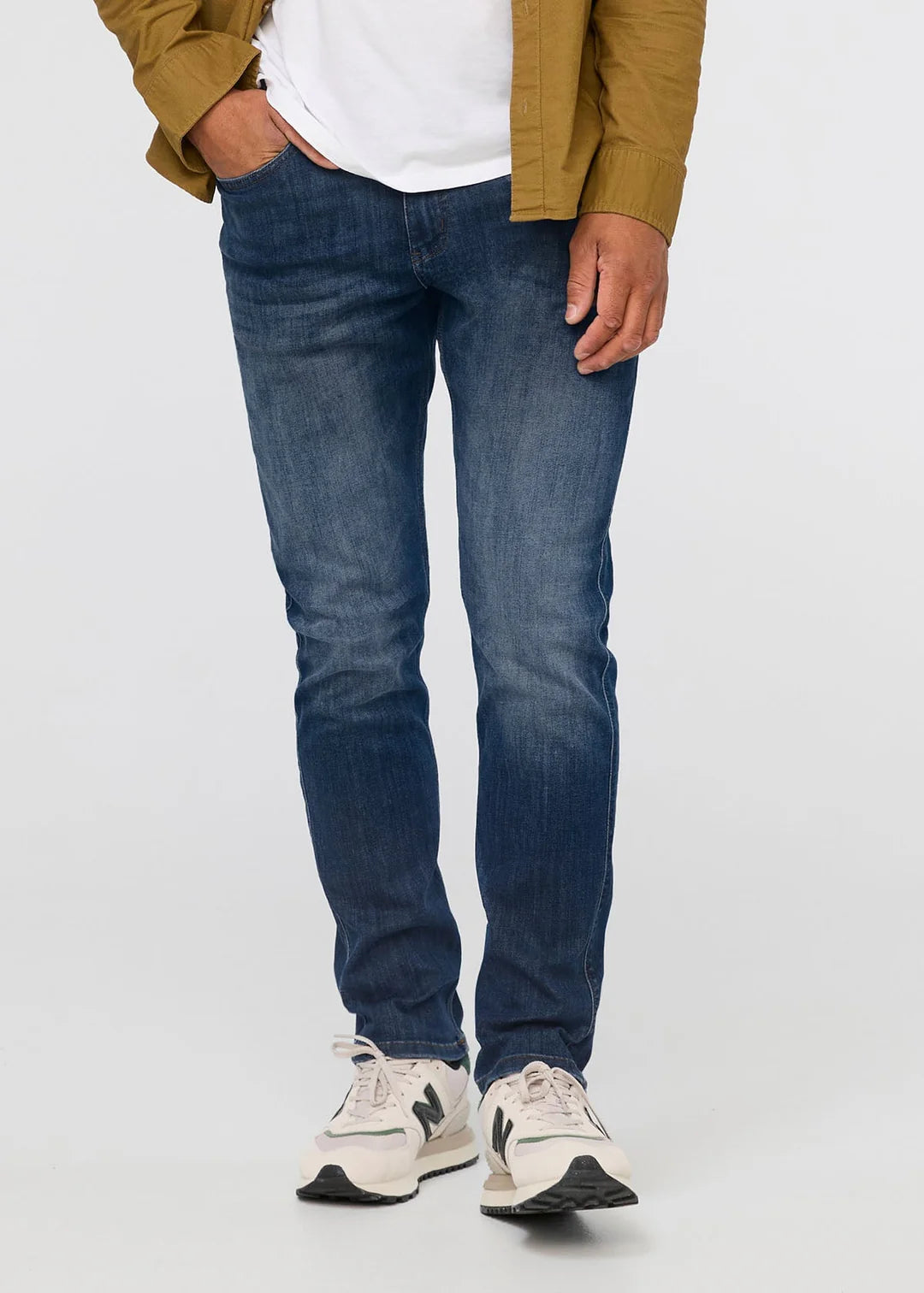 DU/ER PERFORMANCE DENIM RELAXED TAPER