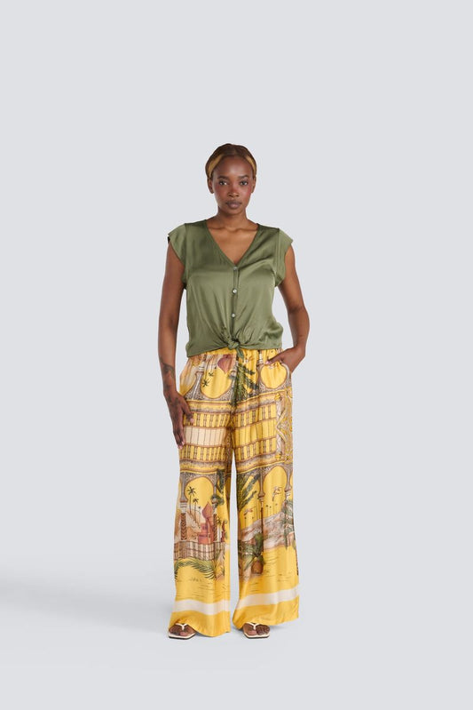 JESSICA LAURA V-NECK BUTTON BLOUSE