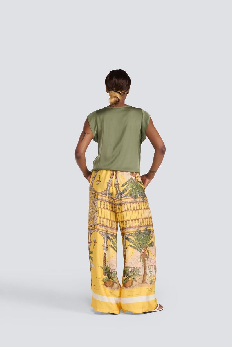 JESSICA LAURA V-NECK BUTTON BLOUSE