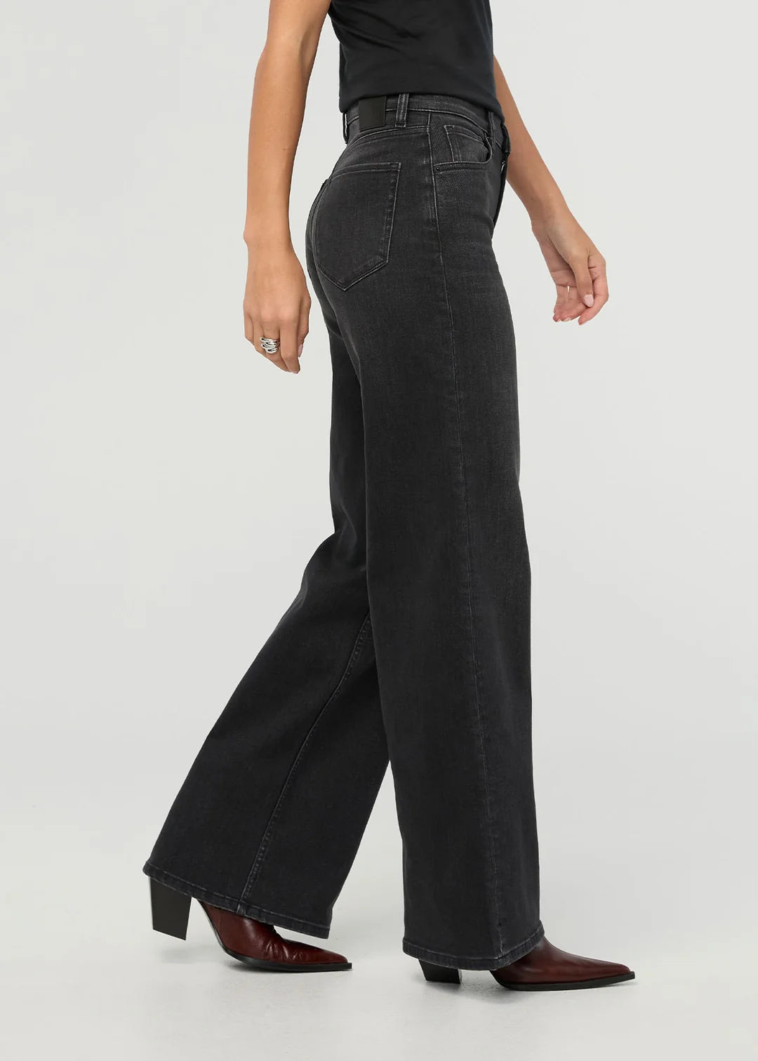 DU/ER PERFORMANCE DENIM + HIGH RISE WIDE LEG