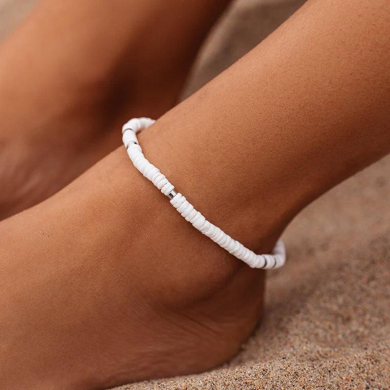 
            
                Load image into Gallery viewer, PURA V PUKA SHELL STRETCH ANKLET
            
        